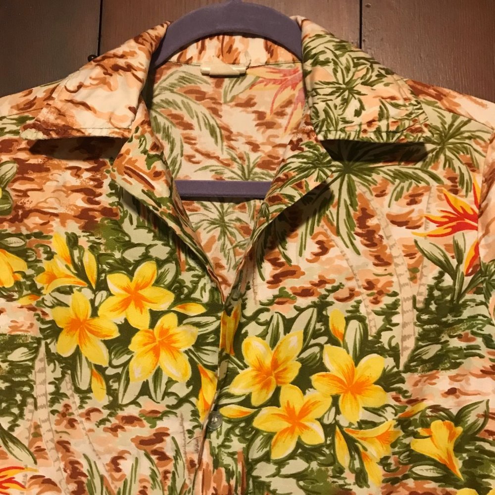 Vintage California Hawaiian shirt Small